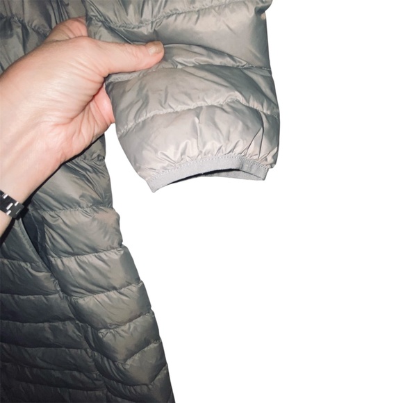 NWT Quince Lightweight Down Packable Long Puffer Jacket Dark Grey sz M - Picture 5 of 10